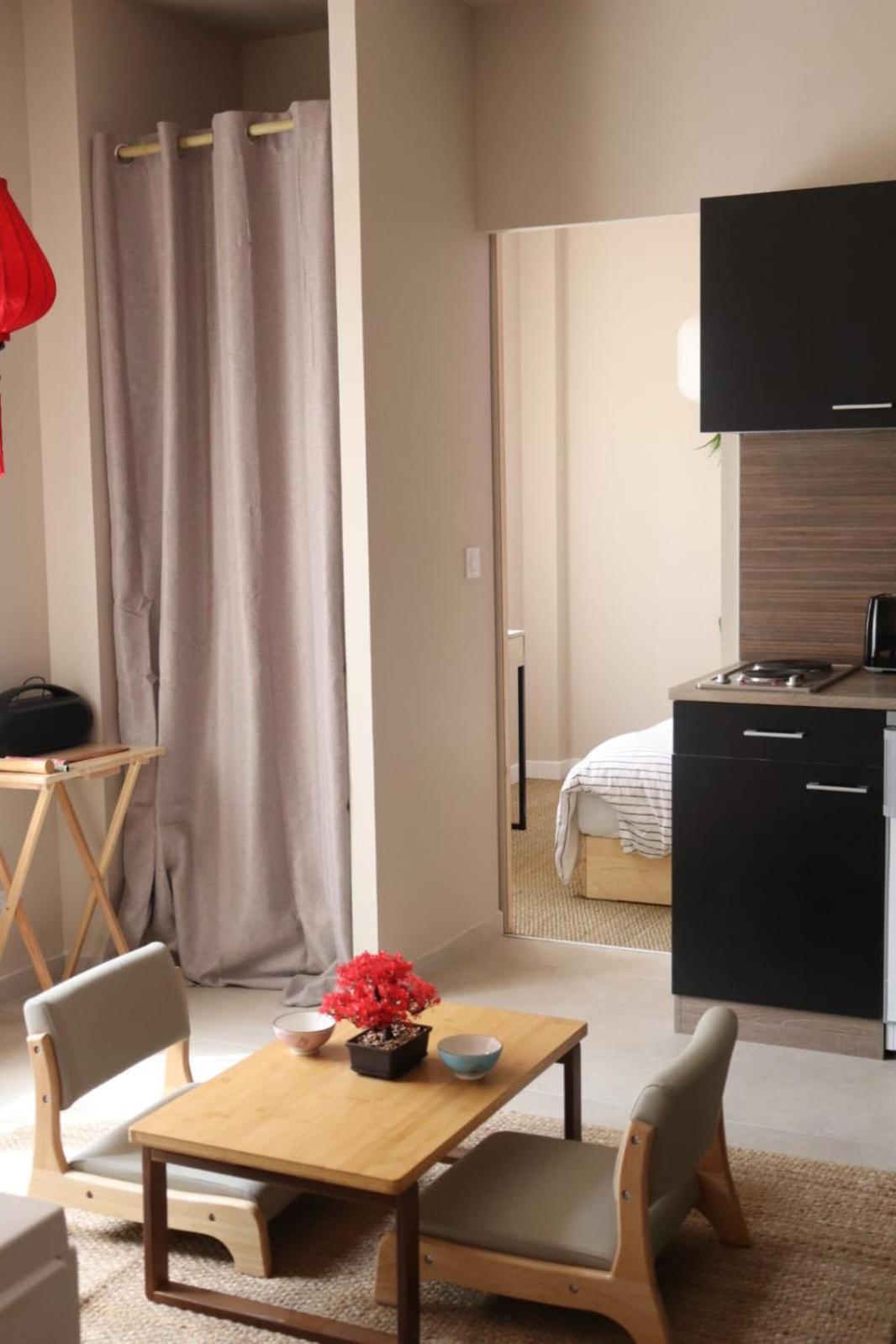 Loveroom Japon Avec Balneotherapie Тулон Екстер'єр фото
