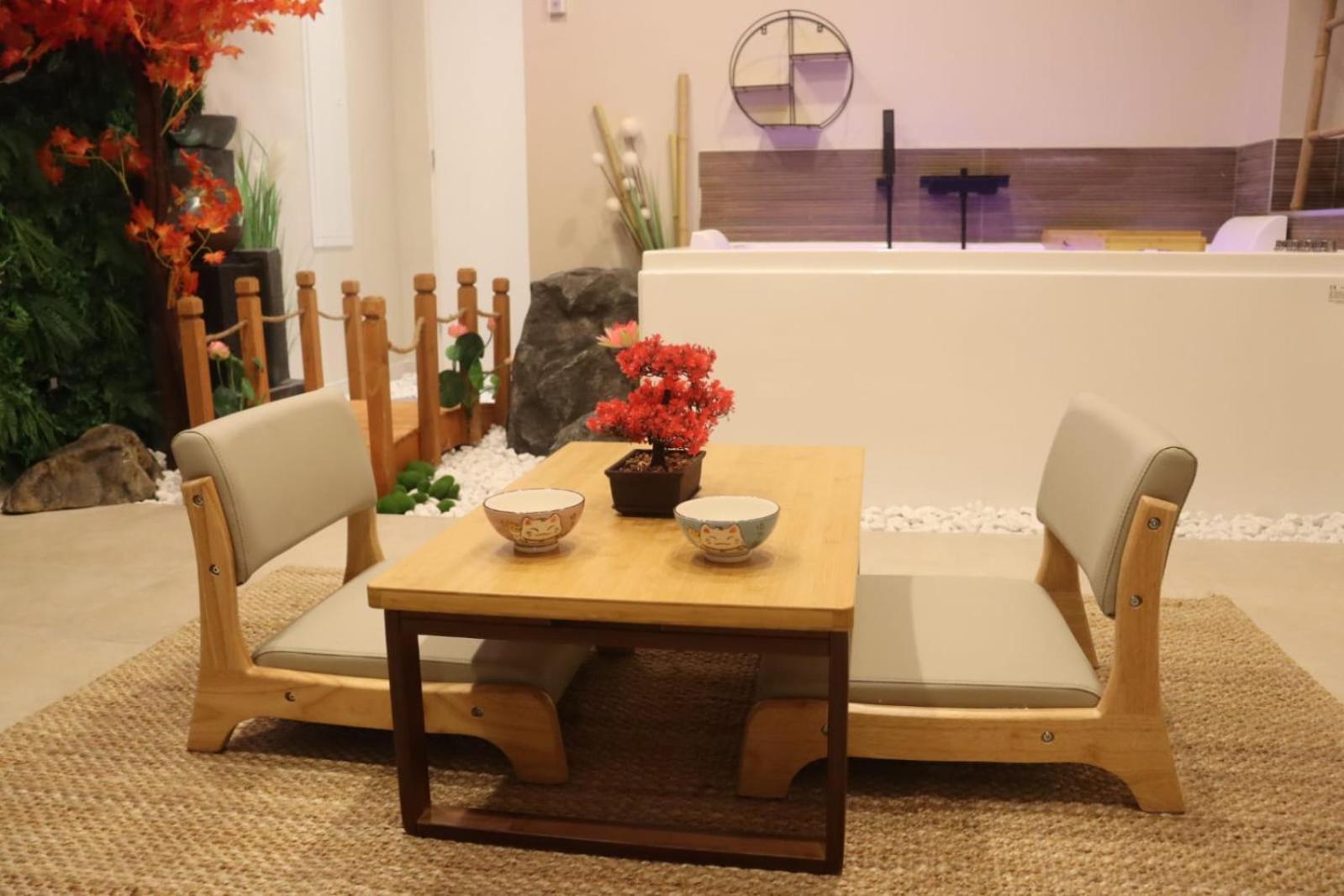 Loveroom Japon Avec Balneotherapie Тулон Екстер'єр фото