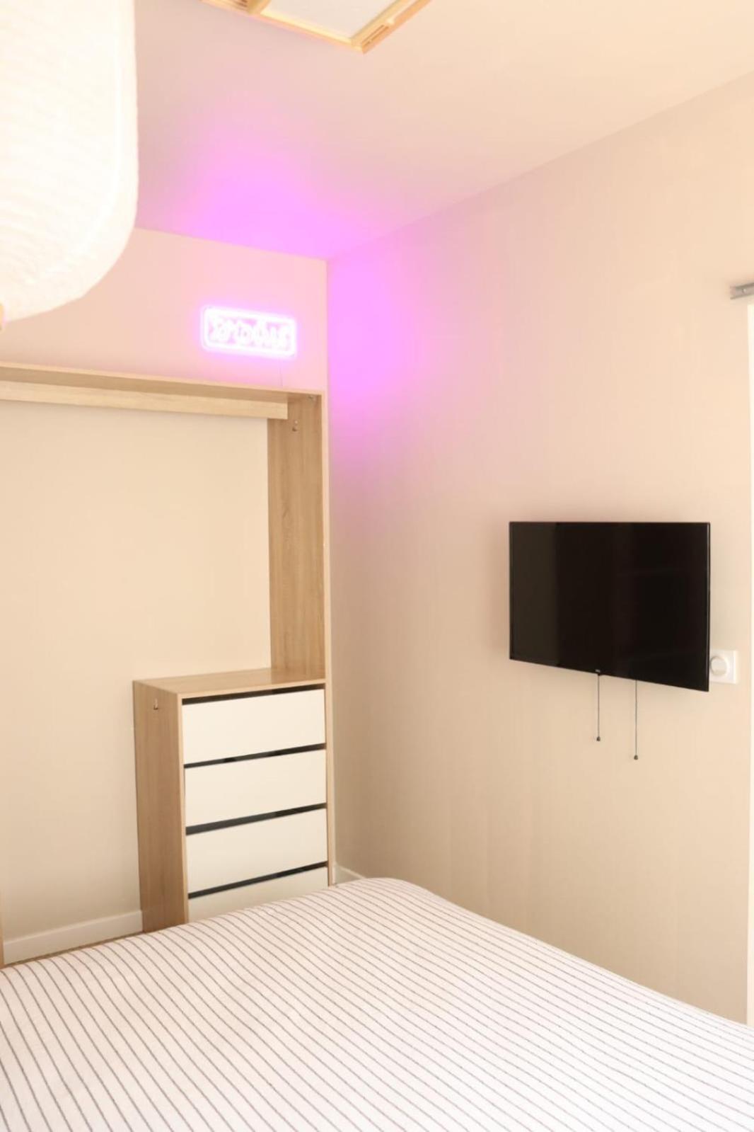 Loveroom Japon Avec Balneotherapie Тулон Екстер'єр фото