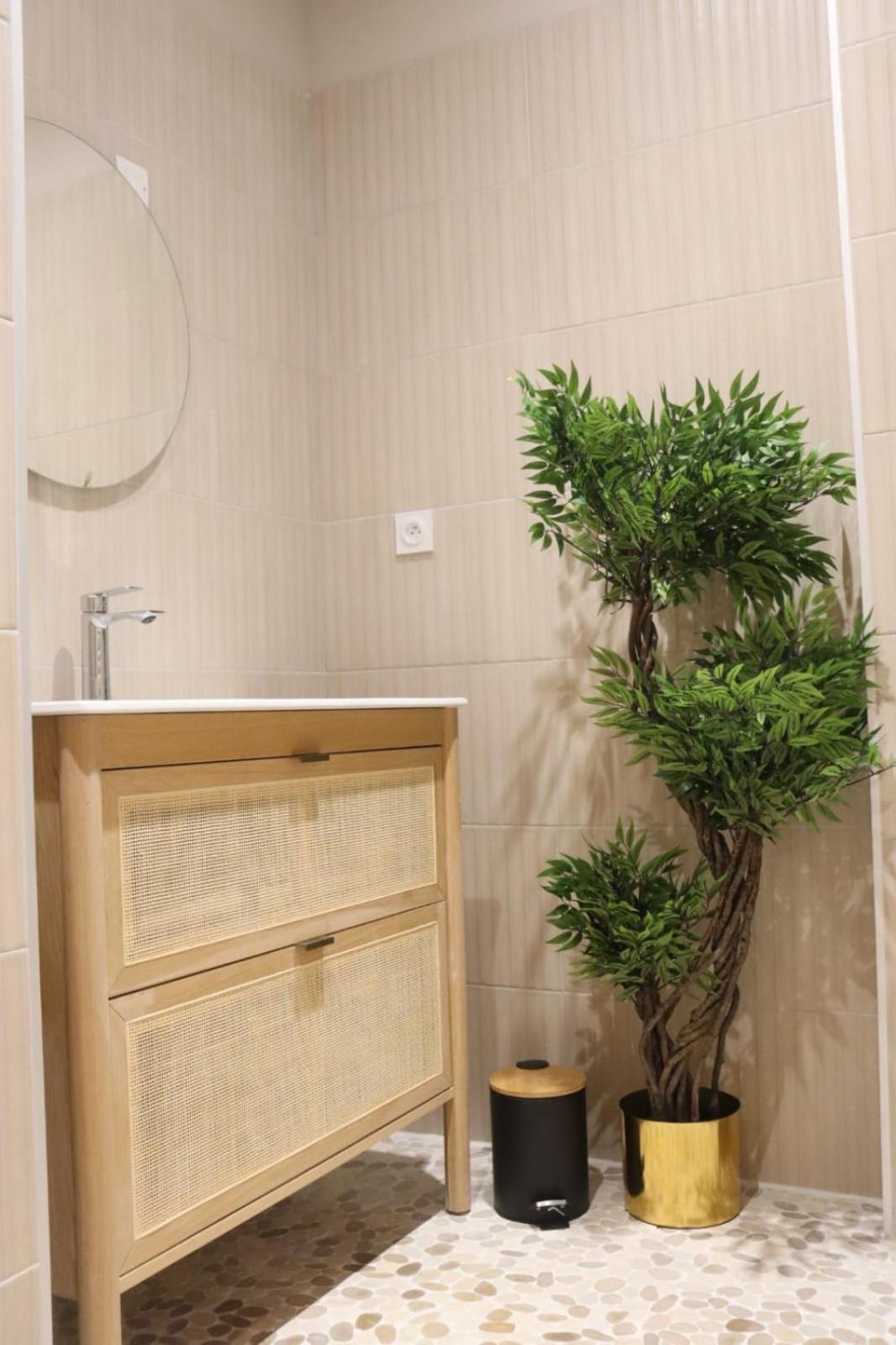 Loveroom Japon Avec Balneotherapie Тулон Екстер'єр фото